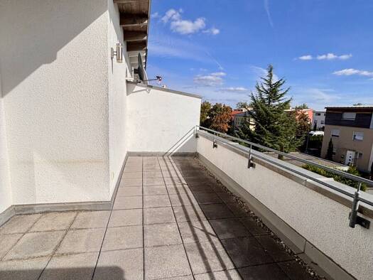 Reihenmittelhaus zum Kauf 695.000 € 6 Zimmer 138 m² 206 m² Grundstück frei ab 01.01.2027 Taunusstraße 52 Gersthofen Gersthofen 86368