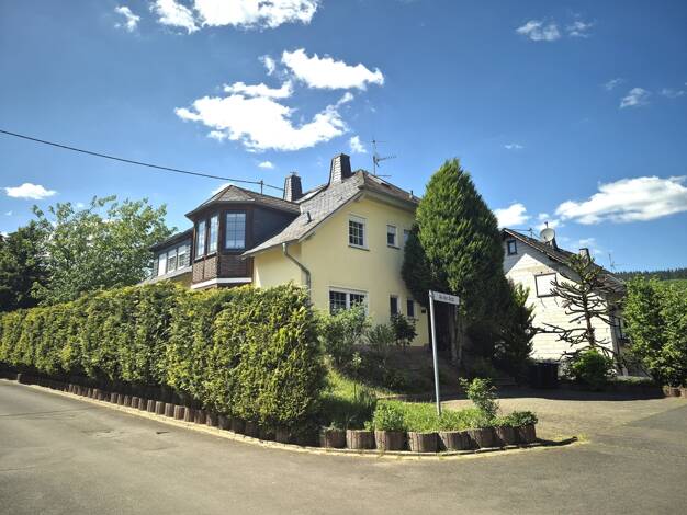 Mehrfamilienhaus zum Kauf 449.000 € 8 Zimmer 277 m² 729 m² Grundstück Wolf Traben-Trarbach / Wolf 56841