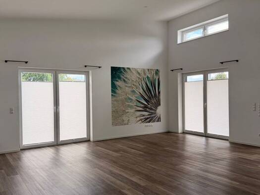 Wohnung zur Miete 900 € 3 Zimmer 151 m² frei ab sofort Cloppenburg Cloppenburg 49661