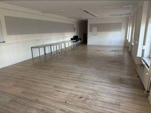 Bürofläche zur Miete provisionsfrei 784 € 196 m² Bürofläche Berliner Straße 191 Diemitz Halle (Saale) 06116