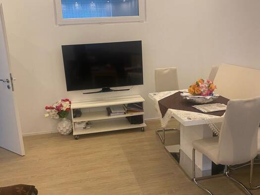 Wohnung zur Miete 1.300 € 4 Zimmer 115 m² frei ab sofort Oberrodenbach Rodenbach 63517