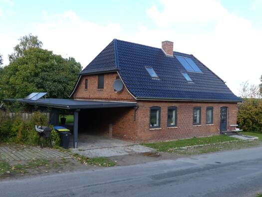 Bauernhaus zum Kauf 360.000 € 5 Zimmer 180 m² 8.200 m² Grundstück frei ab 01.01.2027 Dorfstr. Lüdersdorf 24 Lüdersdorf Lübberstorf 23992