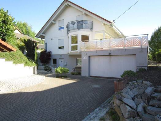 Einfamilienhaus zur Miete 1.800 € 6,5 Zimmer 150,9 m² 600 m² Grundstück Tannenkirch Kandern 79400