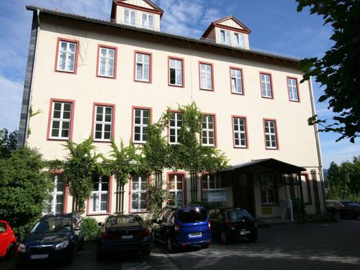 Bürofläche zur Miete 845 € 5 Zimmer 169 m² Bürofläche Schleusingen Schleusingen 98553