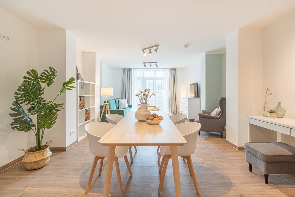 Wohnung zur Miete Wohnen auf Zeit 3.277 € 3 Zimmer 92 m²<br/>Wohnfläche 01.01.2025<br/>Verfügbarkeit Gustav-Adolf-Straße Strehlen (August-Bebel-Str.) Dresden 01219