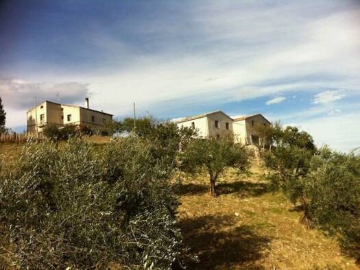 Einfamilienhaus zum Kauf 195.000 € 5 Zimmer 300 m² 120.000 m² Grundstück Castelmauro 86031