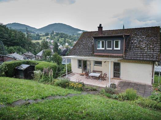 Einfamilienhaus zum Kauf 550.000 € 8 Zimmer 165 m² 1.942 m² Grundstück Lichtental Baden-Baden 76534
