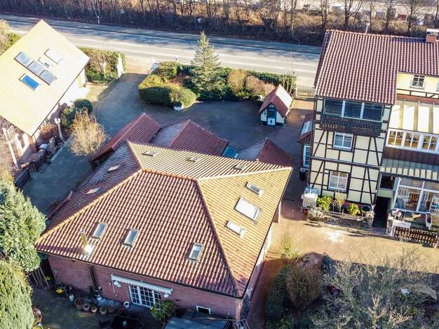 Mehrfamilienhaus zum Kauf 715.000 € 20 Zimmer 600 m² 3.000 m² Grundstück Porta Westfalica 32457