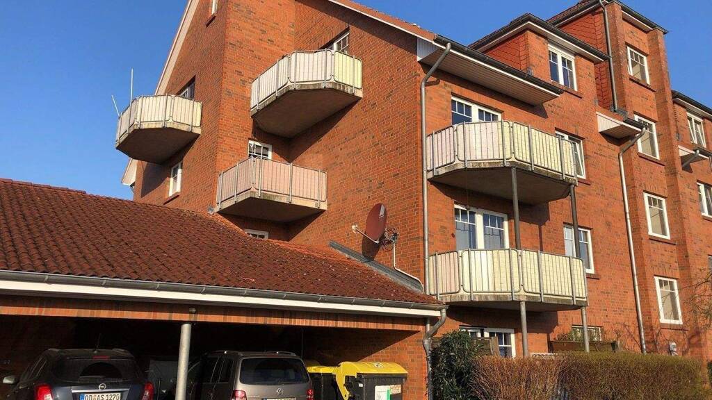 Wohnung zur Miete 665 € 2 Zimmer 53,2 m² 3. Geschoss frei ab sofort Kastanienallee 138 Reinfeld 23858