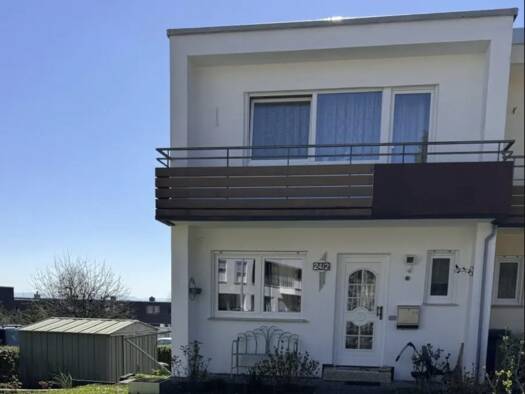 Reihenendhaus zum Kauf 590.000 € 5,5 Zimmer 135 m² 341 m² Grundstück Brahmsstraße 24 Herrenberg Herrenberg 71083