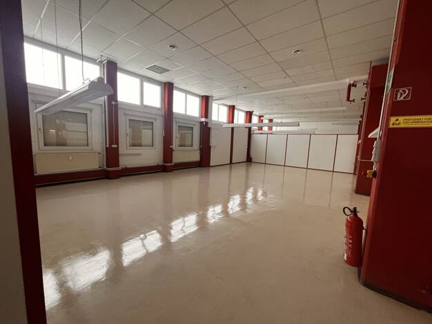 Produktionshalle zur Miete 5.270 € 775 m² Lagerfläche Kornwestheim Kornwestheim 70806