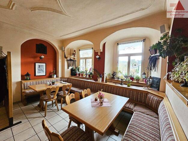 Haus zum Kauf 269.000 € 8 Zimmer 200 m² 680 m² Grundstück Grünhain Grünhain / Beierfeld 08344