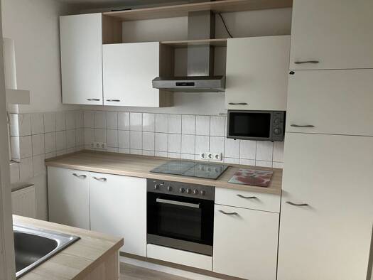 Wohnung zur Miete 1.500 € 1 Zimmer 87 m² Geschoss 5/8 frei ab sofort Marienbader Platz 22 Bad Homburg Bad Homburg vor der Höhe 61348