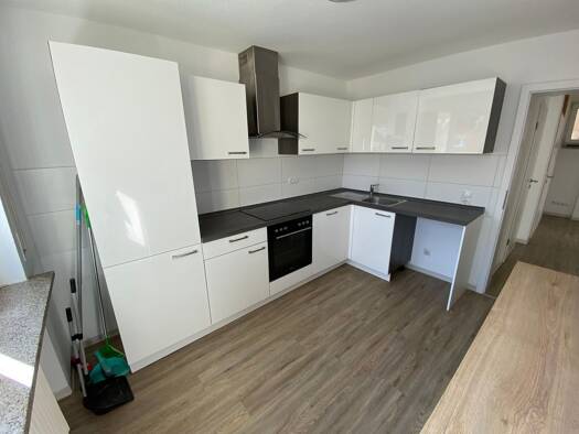 Wohnung zur Miete 710 € 3 Zimmer 77 m² Geschoss 1/4 frei ab 01.04.2026 Innenstadt Kaiserslautern 67655