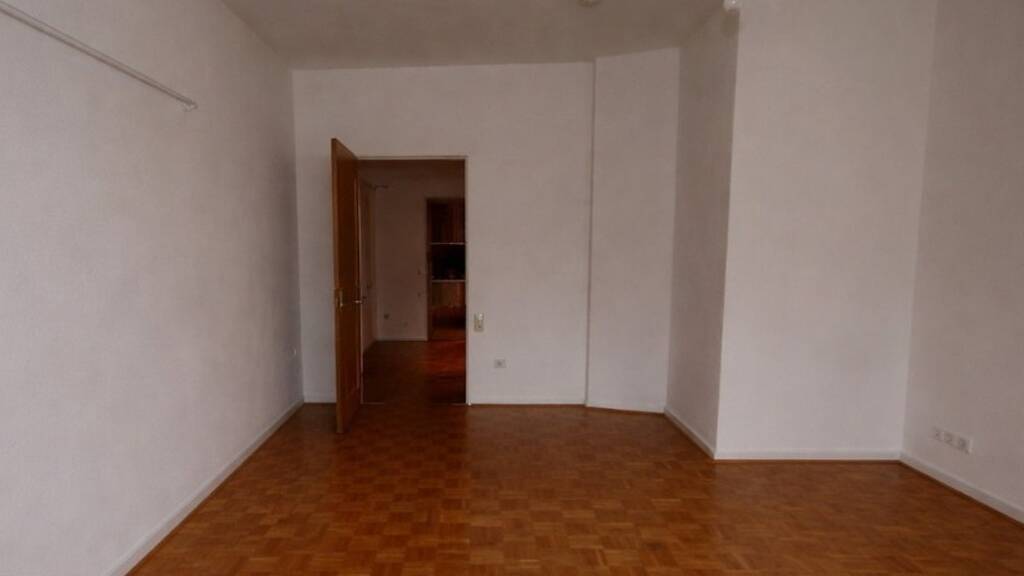 Wohnung zur Miete 1.090 € 2 Zimmer 69 m² 3. Geschoss frei ab 01.06.2026 Bockenheim Frankfurt am Main 60486