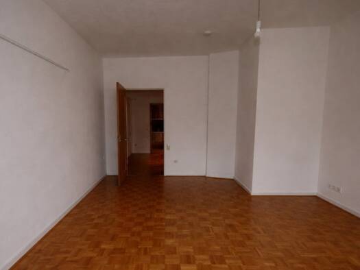 Wohnung zur Miete 1.090 € 2 Zimmer 69 m² 3. Geschoss frei ab 01.06.2026 Bockenheim Frankfurt am Main 60486