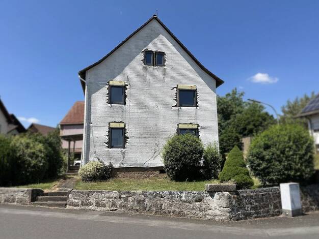 Einfamilienhaus zum Kauf 330.000 € 6 Zimmer 184,2 m² 875 m² Grundstück Spielberg Brachttal / Spielberg 63636