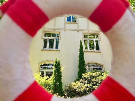Villa zum Kauf 1.390.000 € 8 Zimmer 200 m² 1.764 m² Grundstück frei ab sofort Schnelsen Hamburg 22457