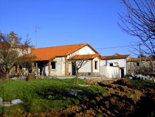 Einfamilienhaus zum Kauf 173.250 € 1 Zimmer 250 m² 1.100 m² Grundstück Sertã 6100-103