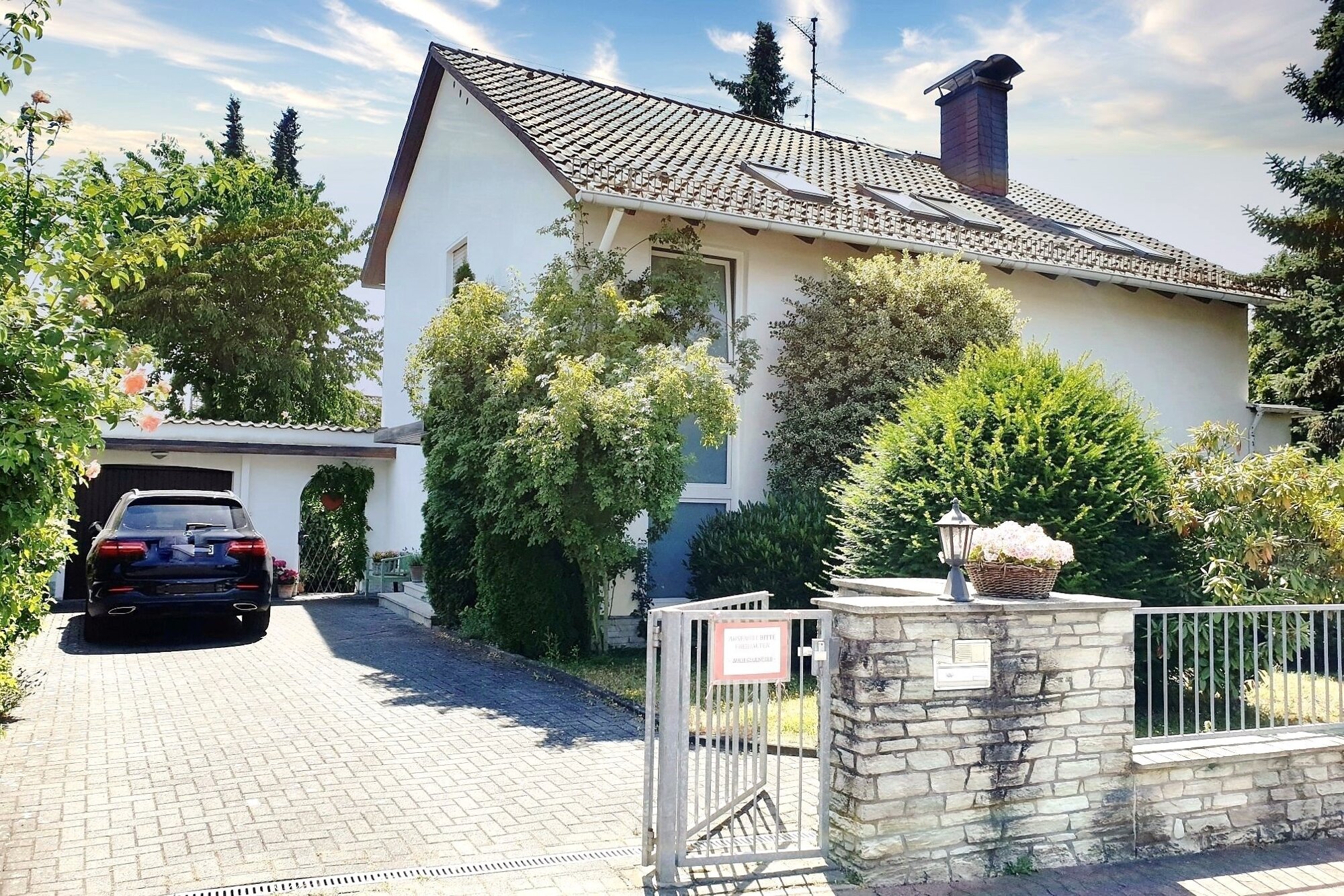 Einfamilienhaus zur Miete 2.500 € 6 Zimmer 150 m²<br/>Wohnfläche 855 m²<br/>Grundstück 01.03.2025<br/>Verfügbarkeit Bad Soden Bad Soden 65812