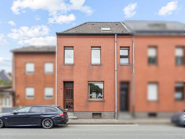 Reihenmittelhaus zum Kauf 229.000 € 6 Zimmer 107 m² 165 m² Grundstück Arnoldsweiler Düren 52353