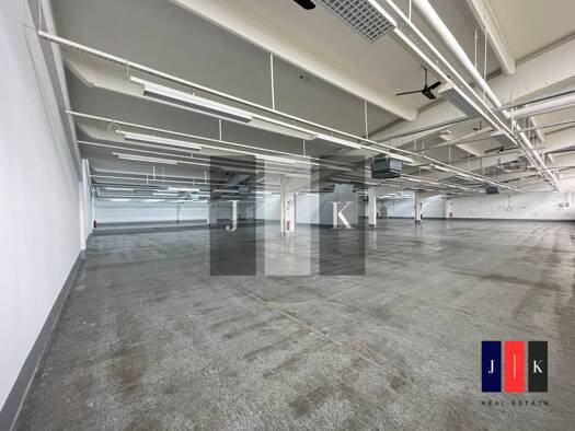 Lagerhalle zur Miete 4,50 € 2.800 m² Lagerfläche teilbar ab 1.385 m² Buxtehude 21614