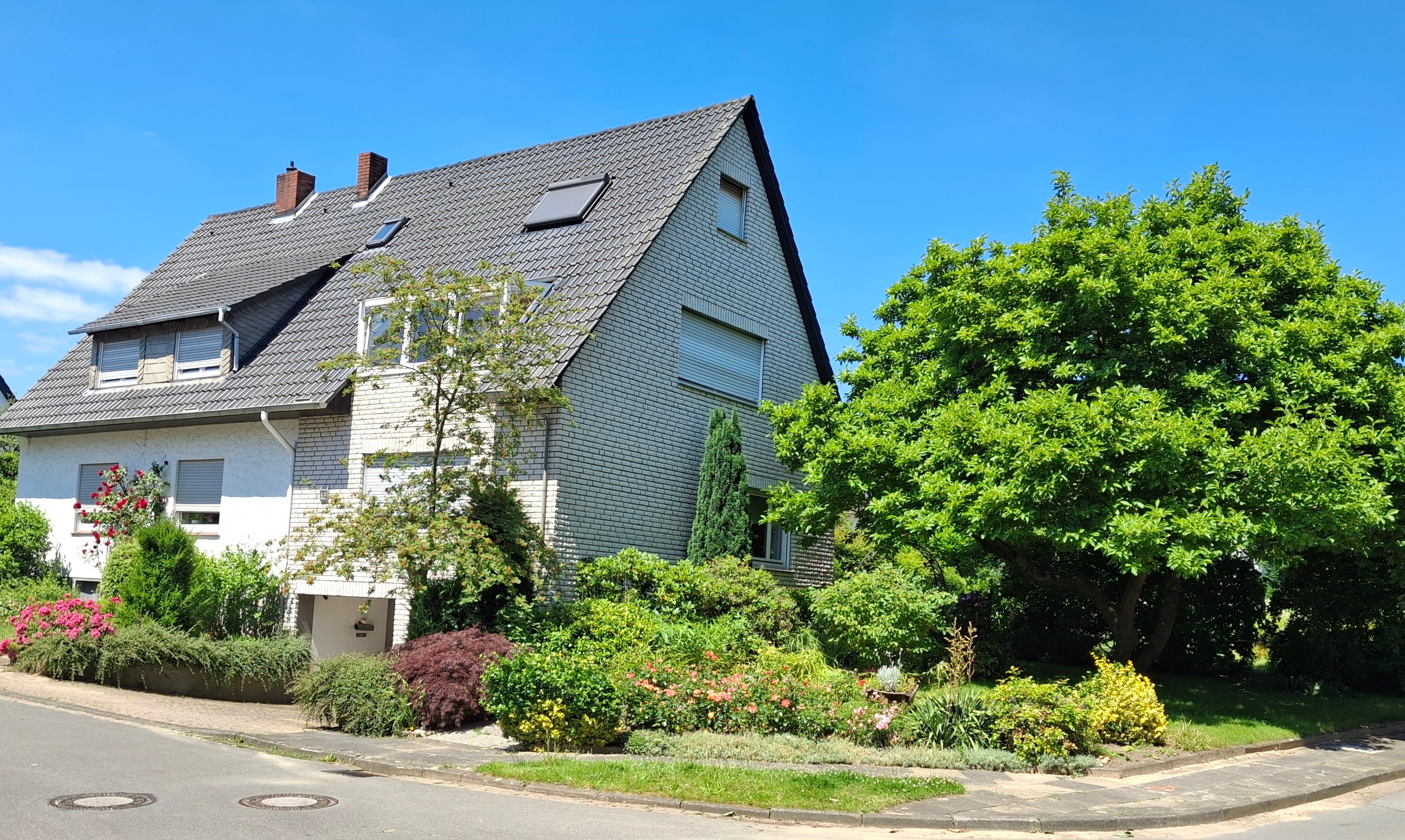 Haus zum Kauf 349.000 € 8 Zimmer 210 m²<br/>Wohnfläche 1.148 m²<br/>Grundstück ab sofort<br/>Verfügbarkeit Ahornweg 2 Kirchlengern Kirchlengern 32278