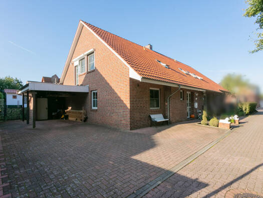 Doppelhaushälfte zum Kauf 279.000 € 5 Zimmer 119 m² 380 m² Grundstück Sulingen 27232