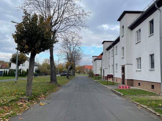 Wohnung zur Miete 295 € 2 Zimmer 51 m² 1. Geschoss frei ab sofort Barbarastraße 1 Deutzen Neukieritzsch 04575