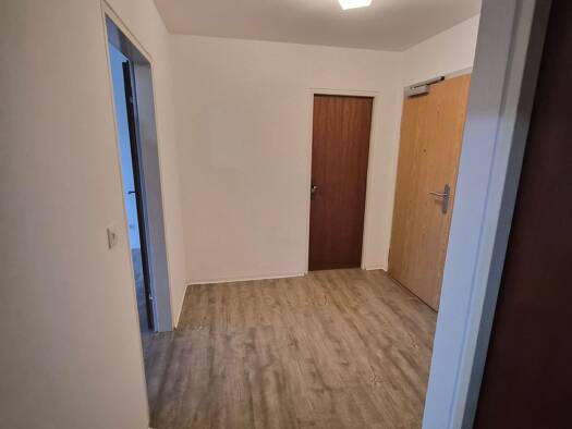 Maisonette zur Miete 820 € 3,5 Zimmer 91 m² Geschoss 2/8 frei ab sofort Schwenningen Villingen-Schwenningen 78054