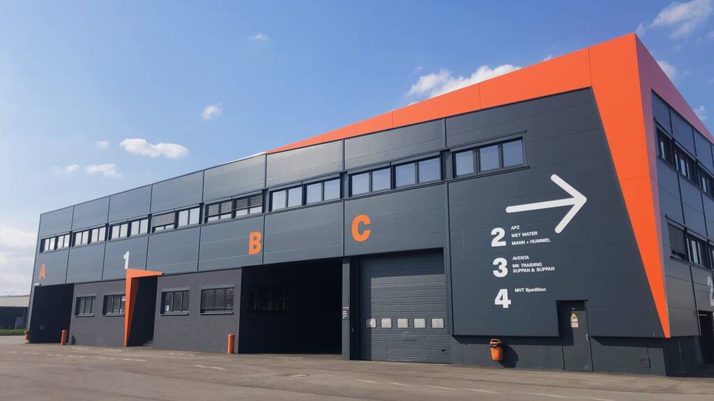 Lagerhalle zur Miete 6,50 € 1.030 m² Lagerfläche Wiener Neudorf 2351