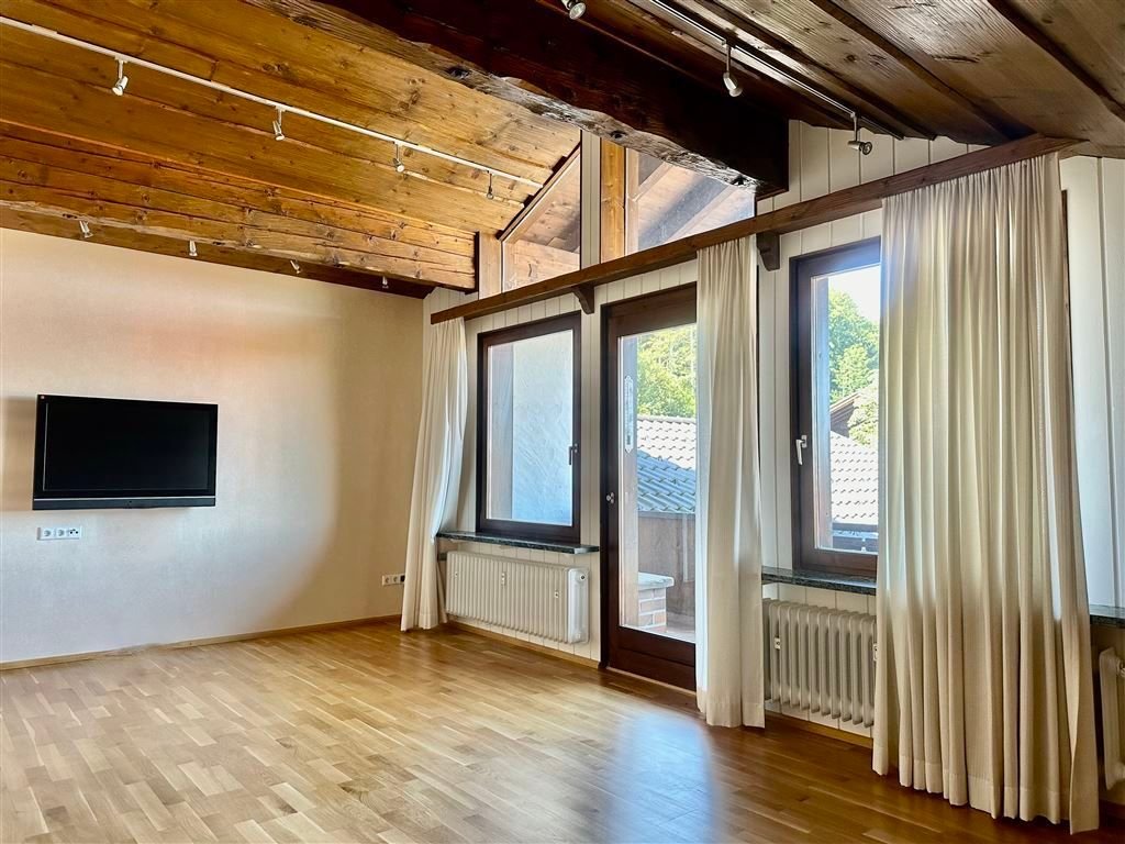 Wohnung zum Kauf 198.000 € 1 Zimmer 45 m²<br/>Wohnfläche 1.<br/>Geschoss ab sofort<br/>Verfügbarkeit Bad Kohlgrub Bad Kohlgrub 82433