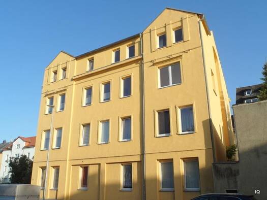 Wohnung zur Miete 320 € 2 Zimmer 75 m² 2. Geschoss Straße des Friedens 9 Limbach-Oberfrohna Limbach-Oberfrohna 09212