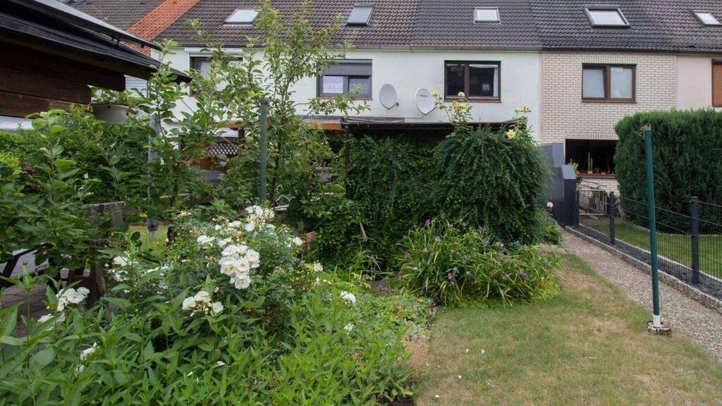 Reihenmittelhaus zum Kauf 238.000 € 5 Zimmer 90,2 m² 141,2 m² Grundstück Neu Wulmstorf 21629