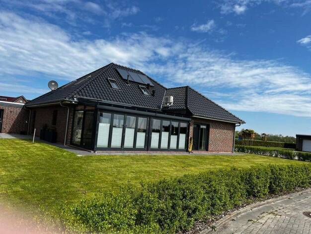 Einfamilienhaus zum Kauf provisionsfrei 735.000 € 7 Zimmer 217 m² 669 m² Grundstück Oll Deep 11 Bensersiel Esens 26427