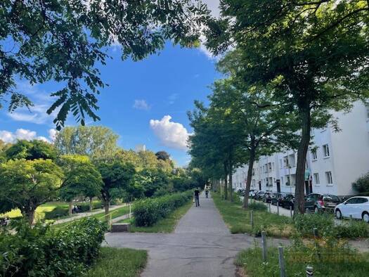 Wohnung zum Kauf 210.000 € 2 Zimmer 38,4 m² 2. Geschoss Zollstock Köln 50969