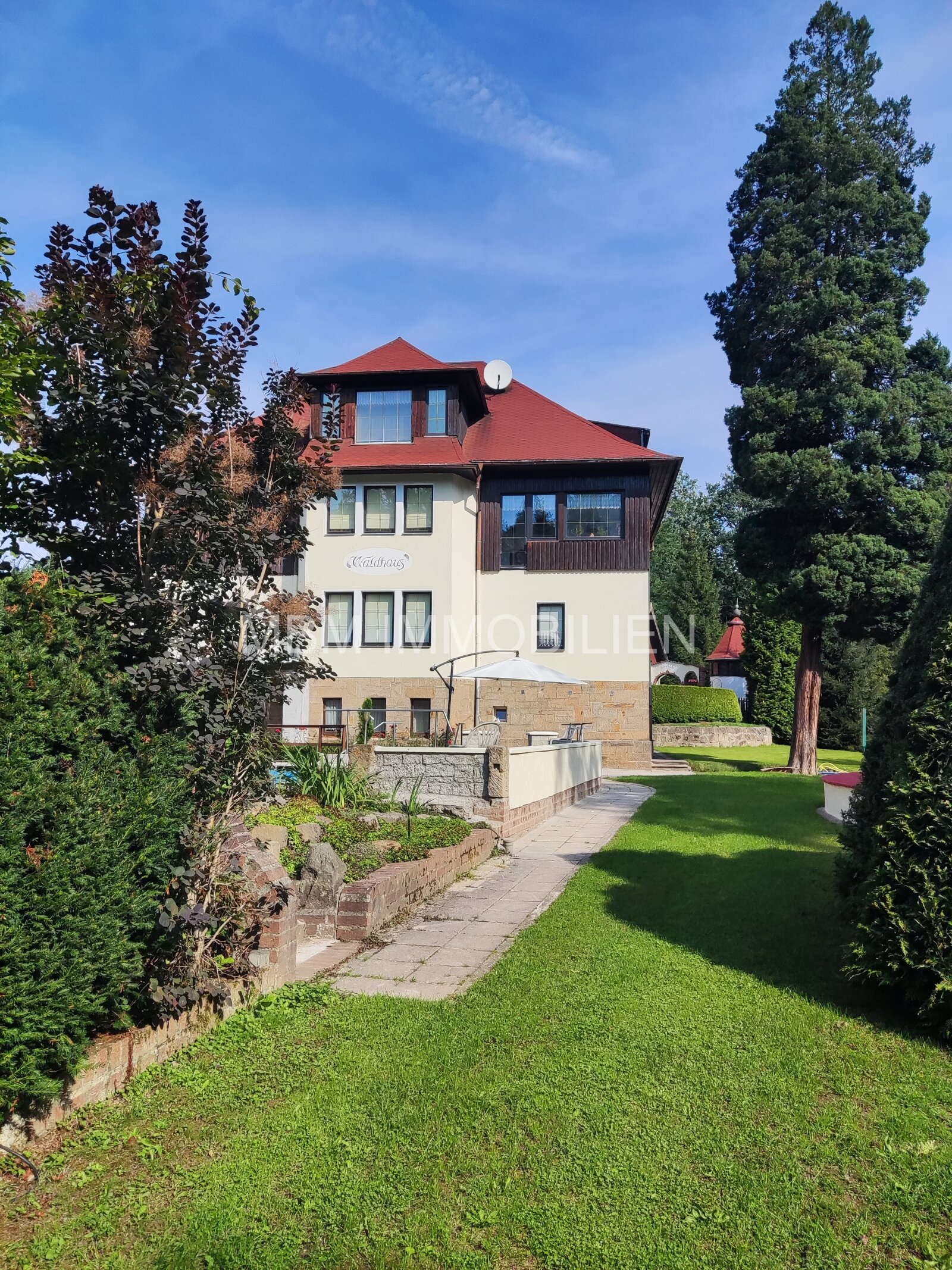 Einfamilienhaus zum Kauf 980.000 € 14 Zimmer 460 m²<br/>Wohnfläche 23.480 m²<br/>Grundstück Rathewalde Hohnstein 01848