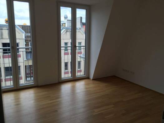 Maisonette zur Miete 1.400 € 3 Zimmer 112 m² frei ab sofort Nikolaistraße 22 Zentrum Leipzig 04109