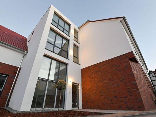 Wohnung zum Kauf provisionsfrei 334.900 € 2 Zimmer 71 m² Geschoss 2/2 frei ab 01.11.2026 Bährenkampstraße 5 Wennigsen Wennigsen (Deister) 30974