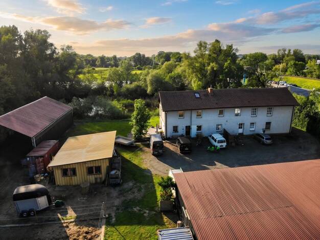 Mehrfamilienhaus zum Kauf provisionsfrei 1.150.000 € 10 Zimmer 316 m² 4.754 m² Grundstück Butendiek 1 Stade Stade 21683