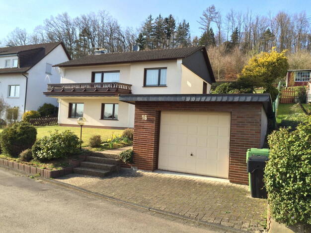 Einfamilienhaus zum Kauf provisionsfrei 545.000 € 8 Zimmer 140 m² 865 m² Grundstück Vollmerhausen Gummersbach 51645