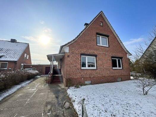 Haus zum Kauf 495.000 € 4 Zimmer 135 m² 989 m² Grundstück Borstel-Hohenraden 25494