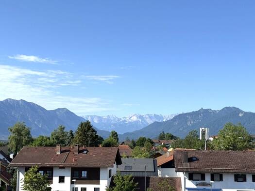 Wohnung zur Miete 2.070 € 3 Zimmer 207 m² Dachgeschoss, EG Murnau 82418