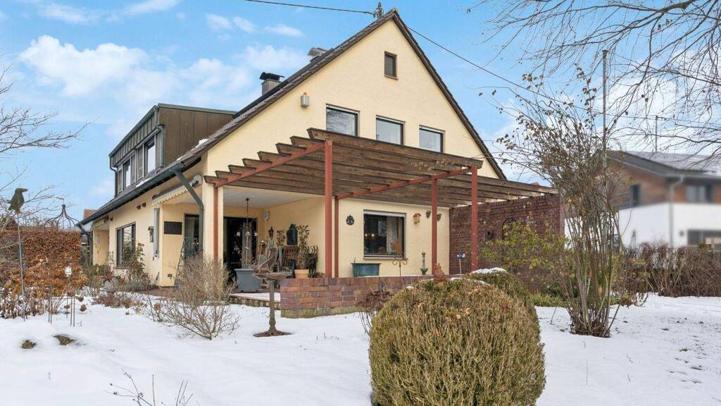 Einfamilienhaus zum Kauf 875.000 € 8 Zimmer 300 m² 1.313 m² Grundstück Aufheim Senden 89250