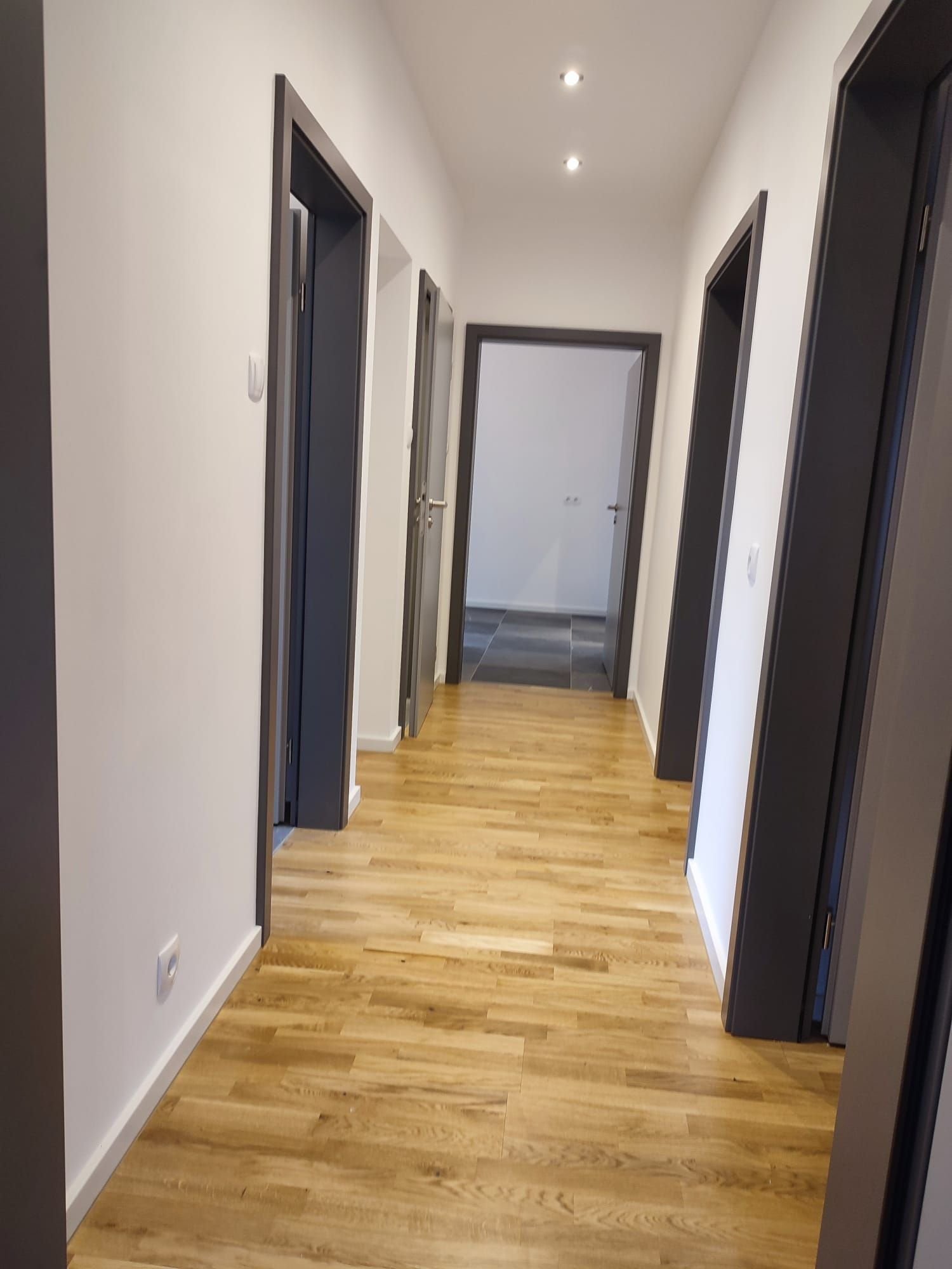 Wohnung zum Kauf provisionsfrei 280.000 € 4 Zimmer 92 m²<br/>Wohnfläche EG<br/>Geschoss ab sofort<br/>Verfügbarkeit Am Hügel 1/2 Innere Stadt Villach(Stadt) 9500