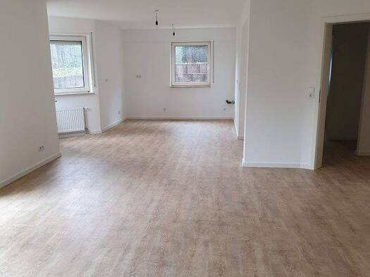 Wohnung zur Miete 1.124 € 3 Zimmer 94 m² EG frei ab sofort Lahnstraße 49 Auerbach Bensheim 64625