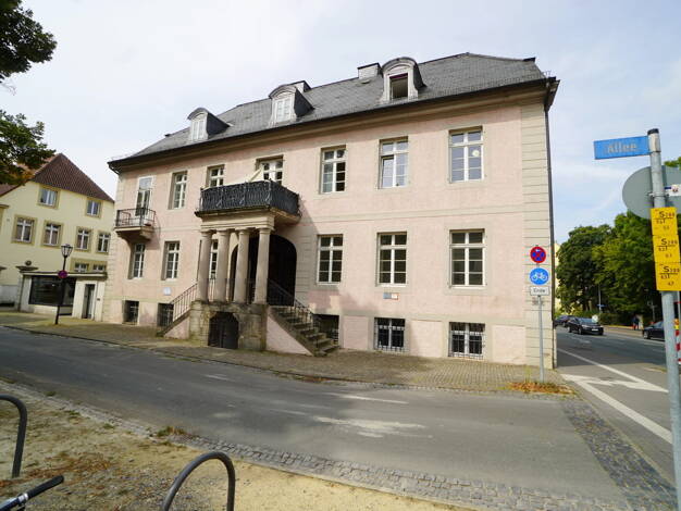Bürofläche zur Miete provisionsfrei 9,17 € 5 Zimmer 120 m² Bürofläche Innenstadt Detmold 32760