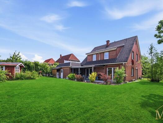 Mehrfamilienhaus zum Kauf 325.000 € 6 Zimmer 165 m² 613 m² Grundstück Otterndorf Otterndorf 21762