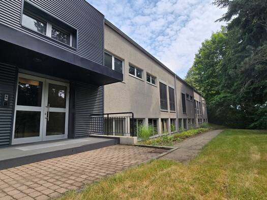 Bürofläche zur Miete provisionsfrei 1.800 € 4 Zimmer 180 m² Bürofläche Dieselstraße 9 Sulzbach-Rosenberg 92237