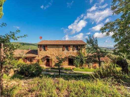 Haus zum Kauf 490.000 € 5 Zimmer 270 m² 20.000 m² Grundstück frei ab sofort San Gimignano